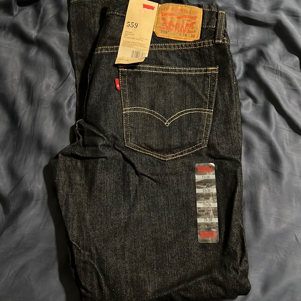 Mens Levi blue jeans 33/30